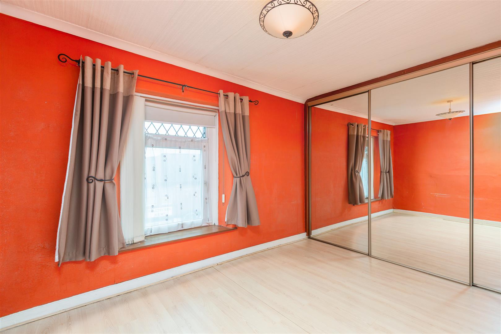 Pentregethin Road, Cwmbwrla, Swansea, SA5 8BA